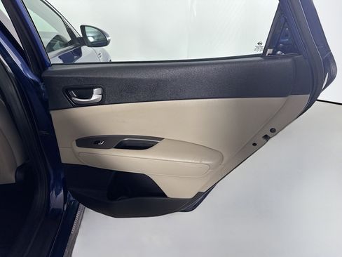 Used 2016 Kia Optima LX image 27