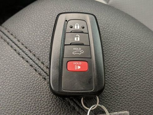 Used 2020 Toyota RAV4 Limited w/ Limited Grade Weather Package AWD/4WD image 30