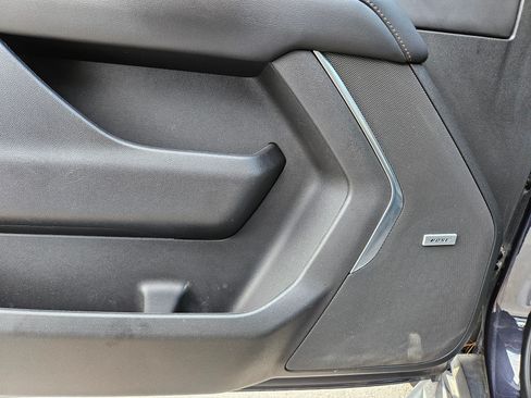 Used 2022 Chevrolet Tahoe High Country AWD/4WD image 13