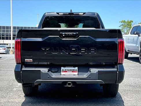 Used 2022 Toyota Tundra Platinum AWD/4WD image 4
