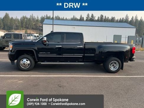 Used 2018 GMC Sierra 3500 Denali AWD/4WD image 2