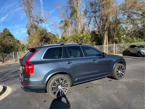 Certified 2023 Volvo XC90 B5 Core w/ Protection Package Premier image 18