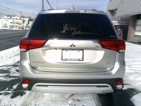 Used 2020 Mitsubishi Outlander SEL image 4