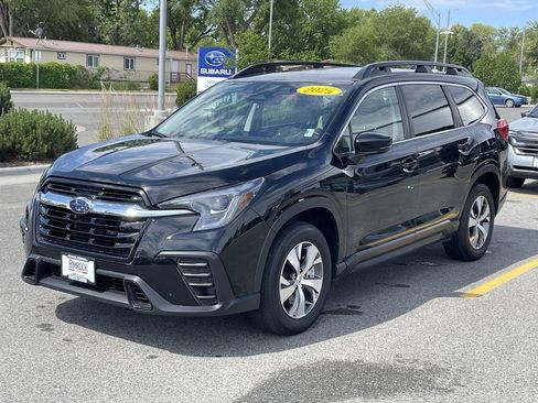 Used 2025 Subaru Ascent Premium AWD/4WD image 3