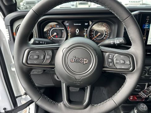 New 2026 Jeep Gladiator Mojave AWD/4WD image 29