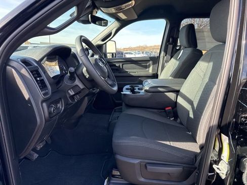 New 2026 RAM 2500 Tradesman AWD/4WD image 24