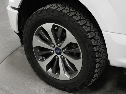 Used 2019 Ford F150 XL w/ Equipment Group 101A Mid image 10