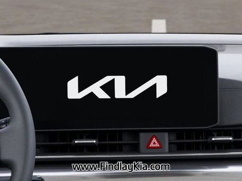 New 2026 Kia Carnival LXS FWD image 23