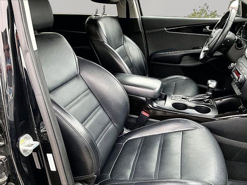 Used 2019 Kia Sorento EX FWD image 30