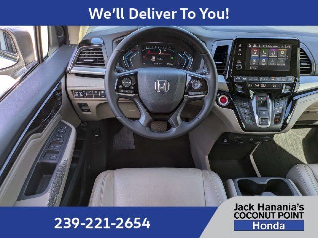 Used 2023 Honda Odyssey Touring image 17