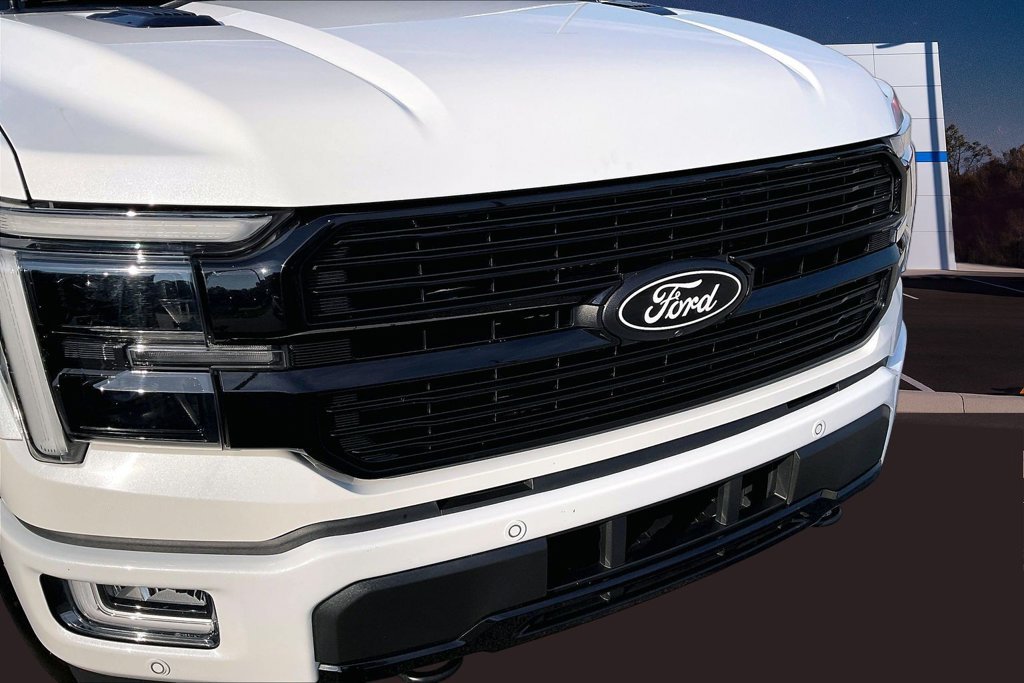 Used 2024 Ford F150 Platinum w/ Equipment Group 702A High AWD/4WD image 37