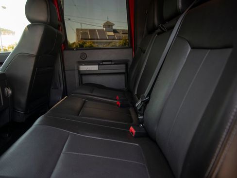 Used 2016 Ford F250 Lariat w/ Lariat Ultimate Package AWD/4WD image 15