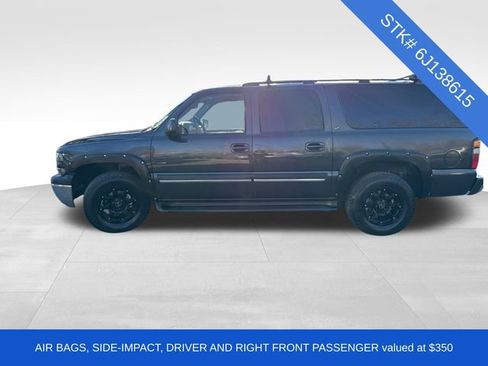 Used 2006 Chevrolet Suburban LT w/ Preferred Equipment Group image 4