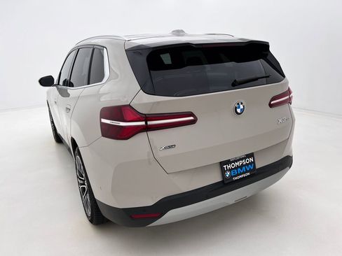 Certified 2025 BMW X3 xDrive30i w/ Premium Package image 8