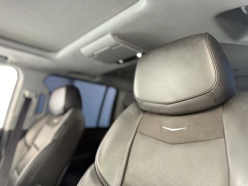 Used 2016 Cadillac Escalade ESV Premium image 23