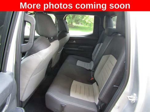 Used 2025 Toyota Tacoma TRD Off-Road AWD/4WD image 14