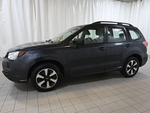 Used 2017 Subaru Forester 2.5i w/ Alloy Wheel Package AWD/4WD image 9