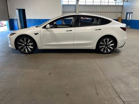 Used 2025 Tesla Model 3 Long Range RWD image 6