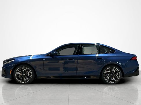 New 2027 BMW 530i w/ M Sport Package RWD image 2