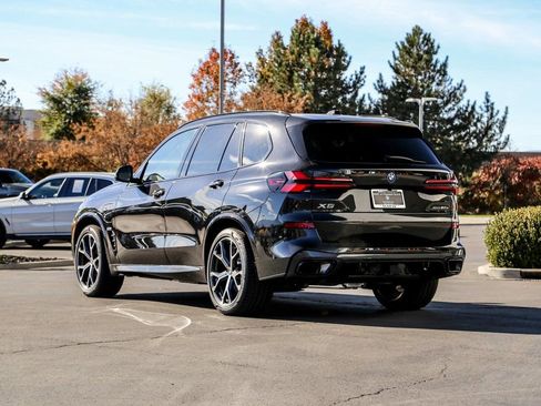 New 2026 BMW X5 xDrive50e image 3