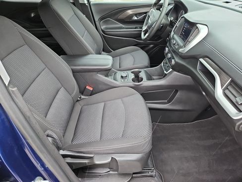 Used 2022 GMC Terrain SLE w/ Driver Convenience Package FWD image 14