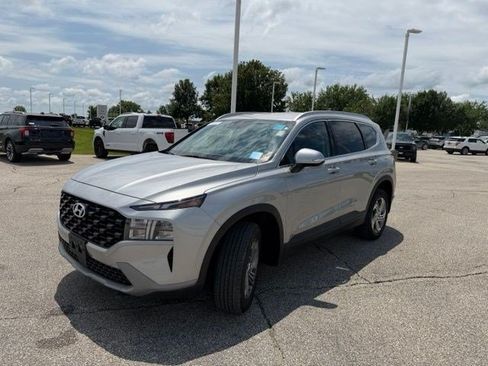 Used 2023 Hyundai Santa Fe SEL w/ Cargo Package AWD/4WD image 7