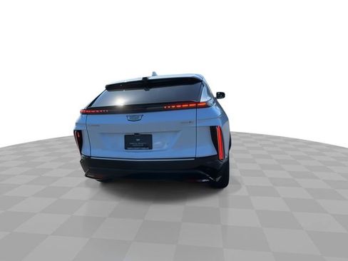 New 2026 Cadillac Lyriq Luxury image 7