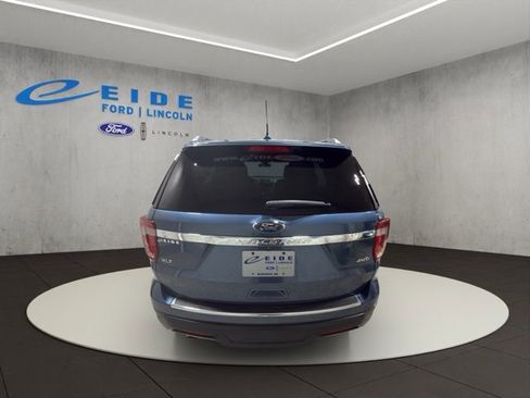 Used 2018 Ford Explorer XLT w/ Equipment Group 202A image 7