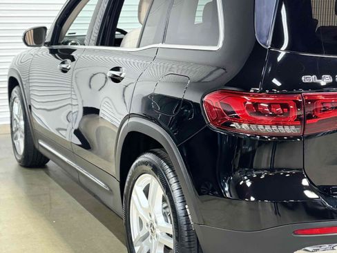 Used 2020 Mercedes-Benz GLB 250 image 42
