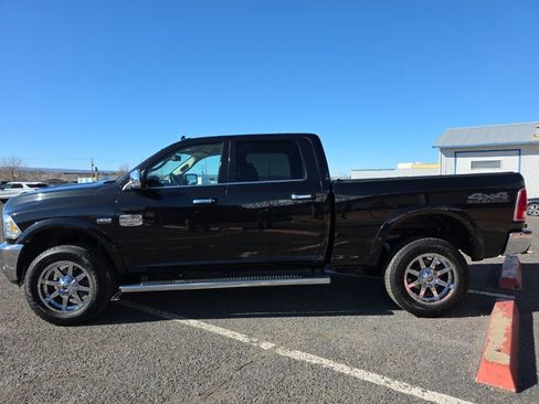 Used 2018 RAM 2500 Longhorn w/ Longhorn Southfork Package image 4