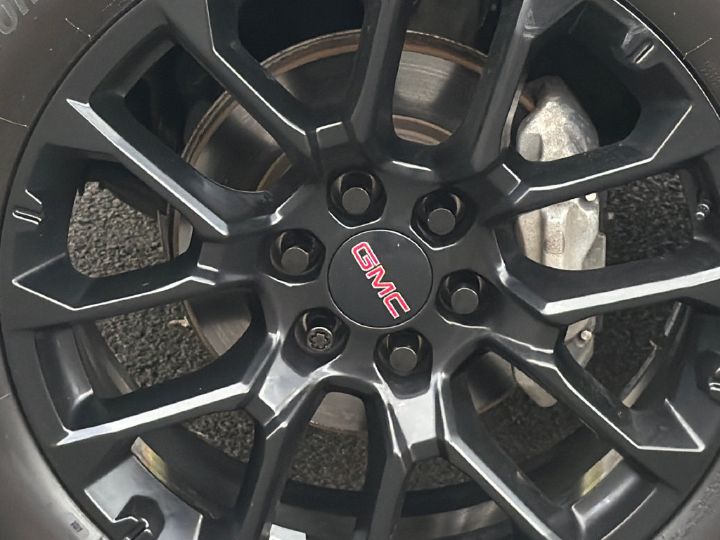 Used 2021 GMC Yukon Denali AWD/4WD image 6