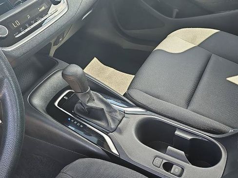 Used 2024 Toyota Corolla LE FWD image 23