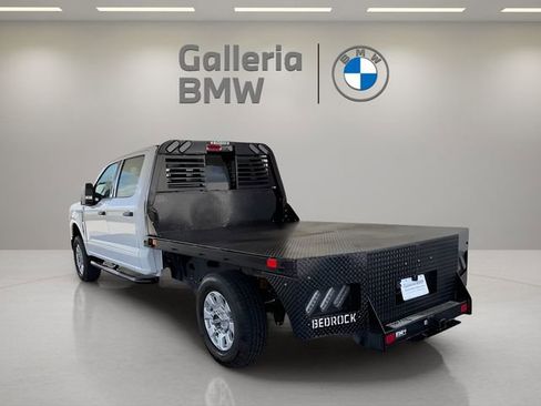 Used 2023 Ford F250 XLT AWD/4WD image 9