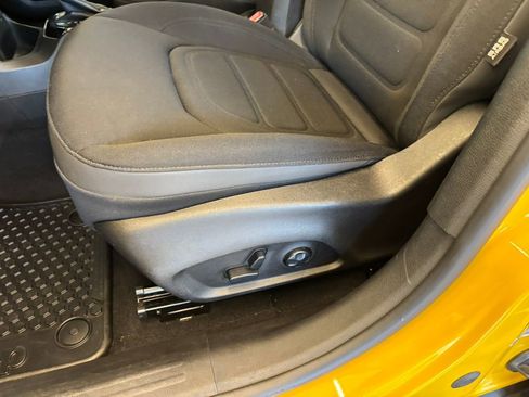 Used 2017 Jeep Renegade Altitude AWD/4WD image 13