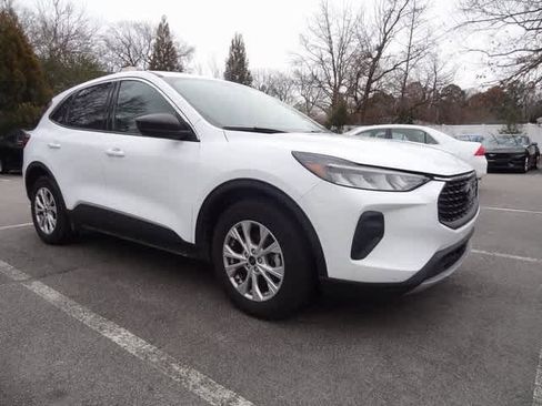 Used 2024 Ford Escape Active image 4