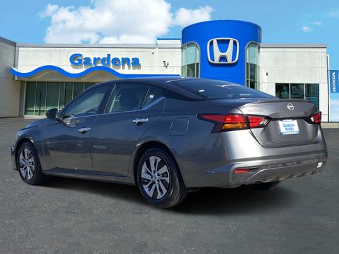 Used 2023 Nissan Altima 2.5 S image 4