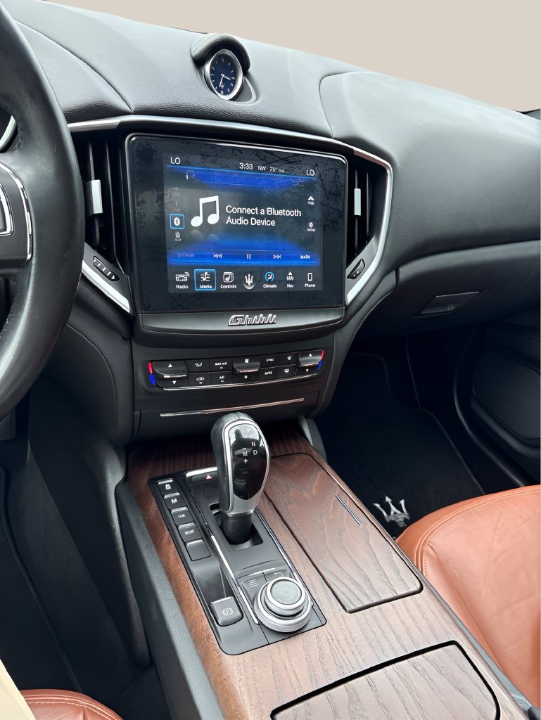 Used 2017 Maserati Ghibli RWD image 26
