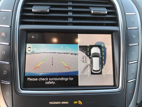 Used 2020 Lincoln Nautilus Reserve w/ Equipment Group 201A image 24