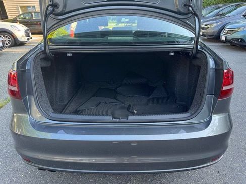 Used 2018 Volkswagen Jetta S FWD image 17
