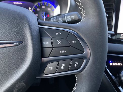 New 2026 Chrysler Voyager LX image 13