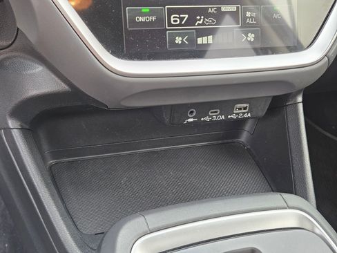 Used 2025 Subaru Crosstrek 2.0i Premium AWD/4WD image 28