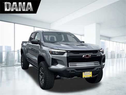 Used 2023 Chevrolet Colorado ZR2 w/ ZR2 Convenience Package III image 1