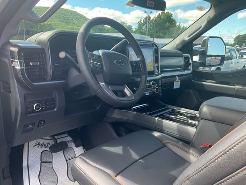New 2026 Ford F250 Lariat AWD/4WD image 15