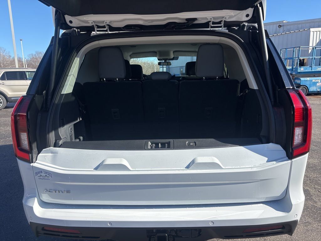 New 2026 Ford Expedition Active RWD image 12