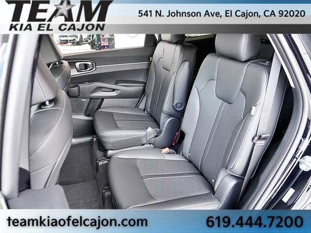 Certified 2026 Kia Sorento EX w/ EX Premium Package FWD image 22