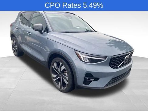 Certified 2023 Volvo XC40 B5 Ultimate w/ Climate Package AWD/4WD image 5