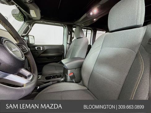 Used 2024 Jeep Wrangler Sahara image 3