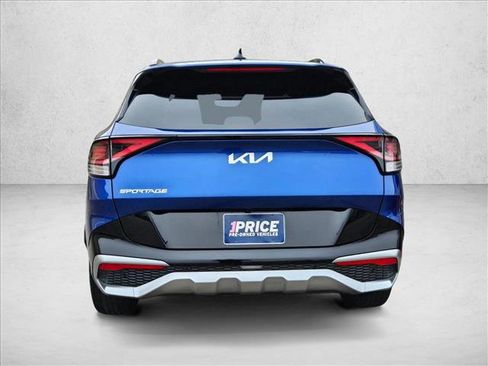 Used 2023 Kia Sportage SX image 5
