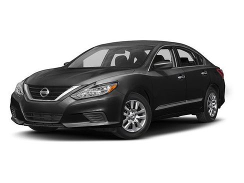 Used 2017 Nissan Altima 2.5 S w/ Power Driver Seat Package FWD image 1