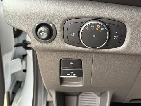 New 2026 Ford Transit 250 Low Roof image 16